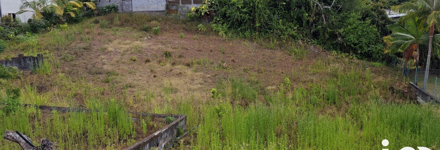 Terrain  1080 m² à vendre à Le Tampon (97430)