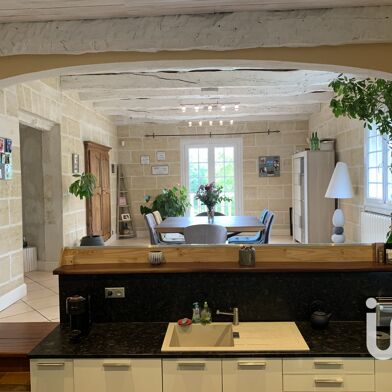 Maison 8 pièces 499000 €