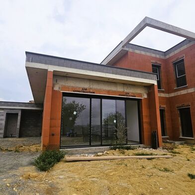 Maison 4 pièces 495000 €