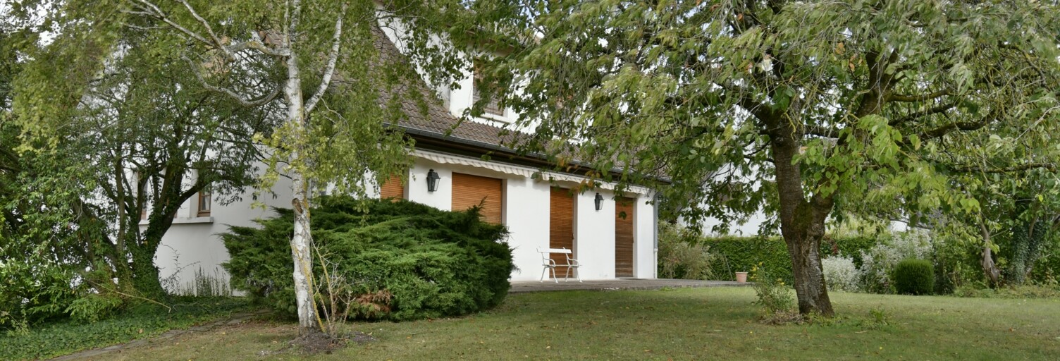 Maison 10 Pièces 198 m² à vendre à Breteuil (60120)