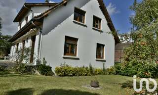 Maison 10 Pièces 198 m² à vendre à Breteuil (60120)