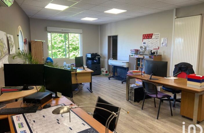 Vente Local d'activités 1 160 m&sup2; — photo 4