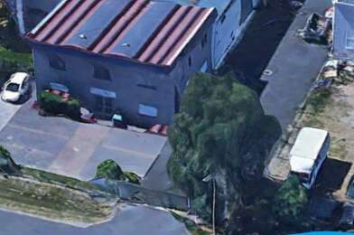 Commerce  483840 €