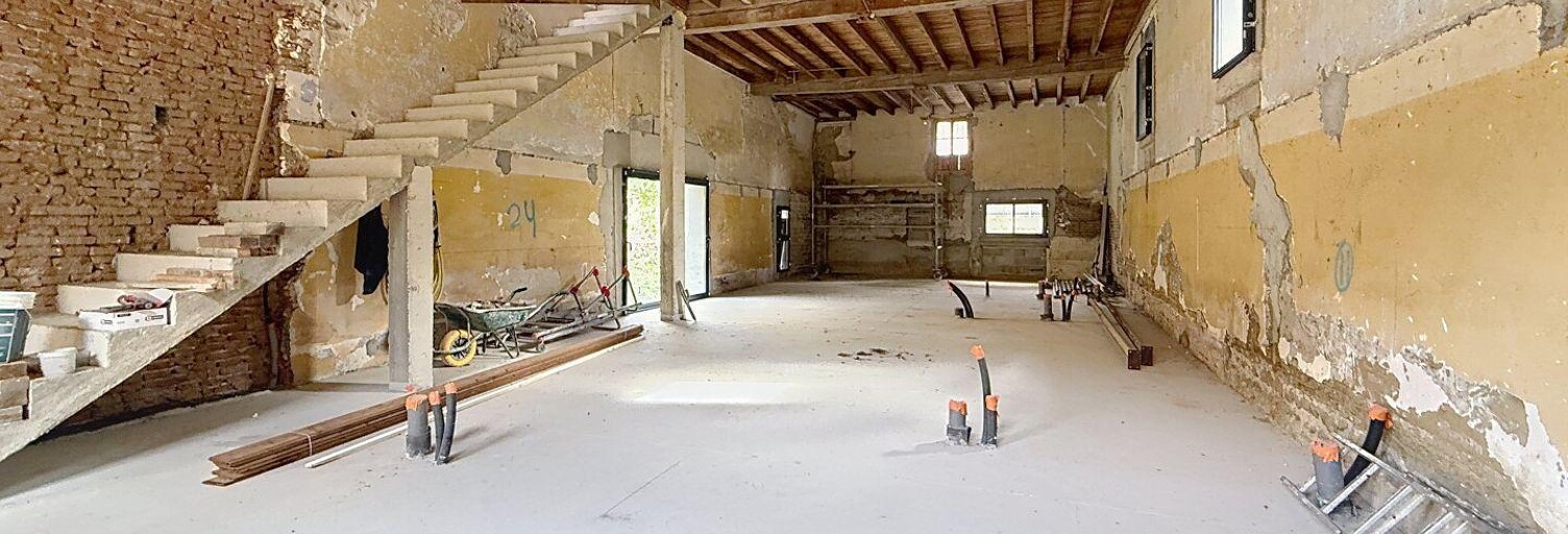 Commerce  120 m² à louer à Cornebarrieu (31700)