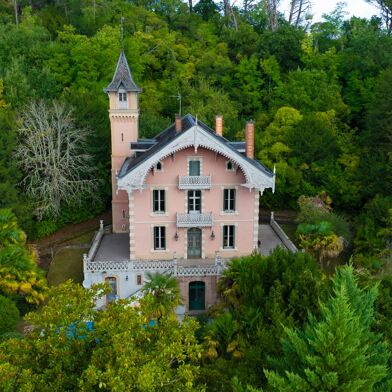 Maison 12 pièces 725000 €