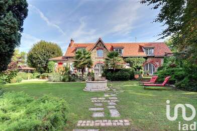 Maison 10 pièces 569000 €