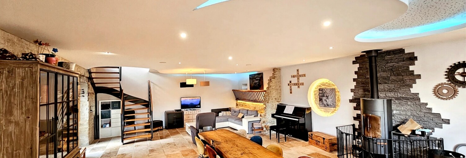 Maison 5 Pièces 242 m² à vendre à Vaux-sur-Aure (14400)