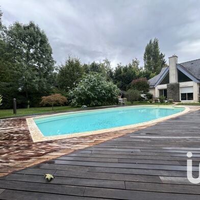 Maison 8 pièces 585200 €