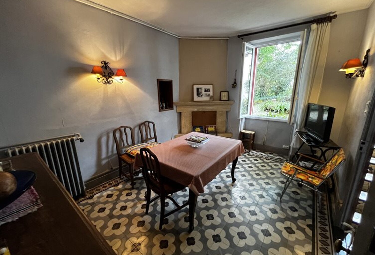 Maison de ville de 9 pièces principales — photo 1