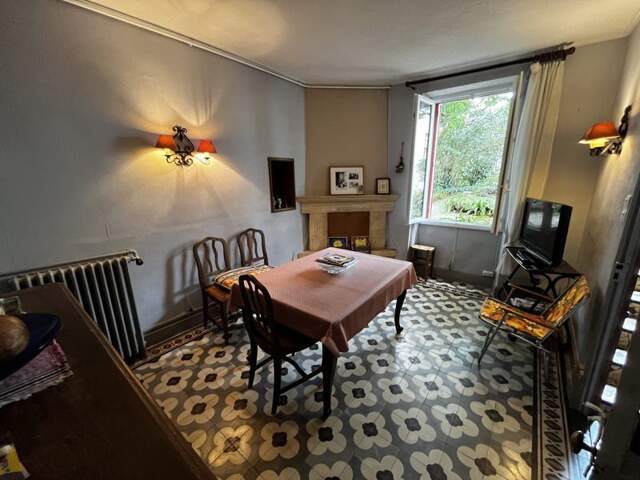 Maison de ville de 9 pièces principales — photo du bien