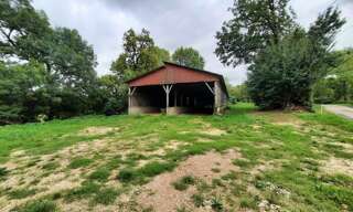 Terrain  3994 m² à vendre à Mayrinhac-Lentour (46500)