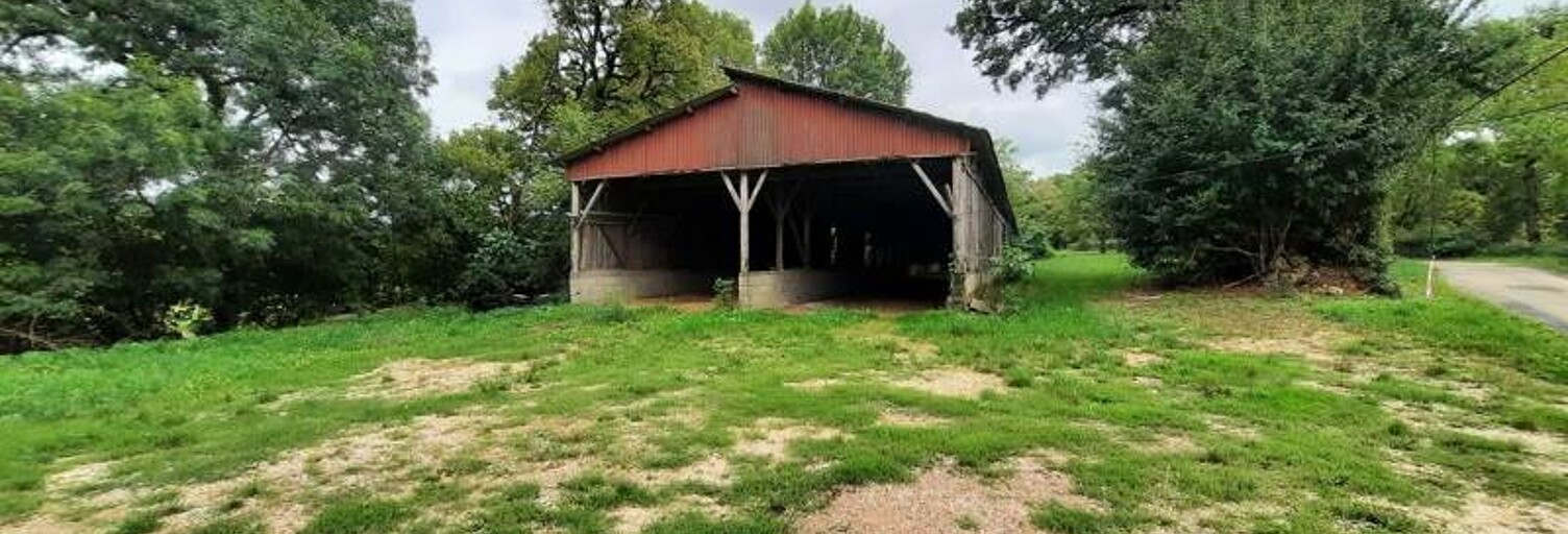 Terrain  3994 m² à vendre à Mayrinhac-Lentour (46500)