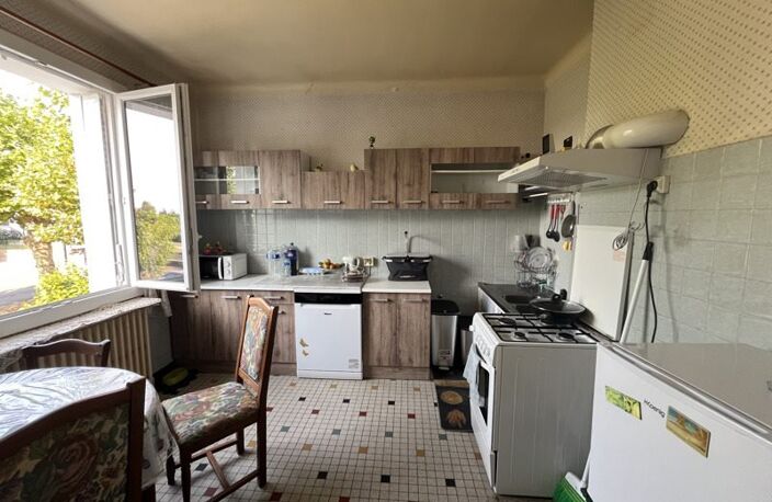 Maison de bourg de 5 pièces principales — photo 2