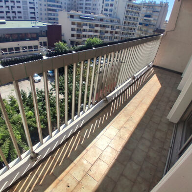 Appartement 4 pièces 185000 €