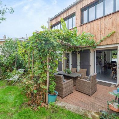 Maison 5 pièces 398000 €