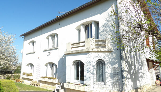 Villa / Maison 9 pièces  à vendre Saint-Savinien 17350