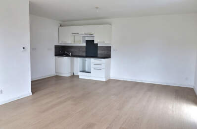 Appartement T3 de 62 m² avec balcon et parking à Seclin — photo du bien