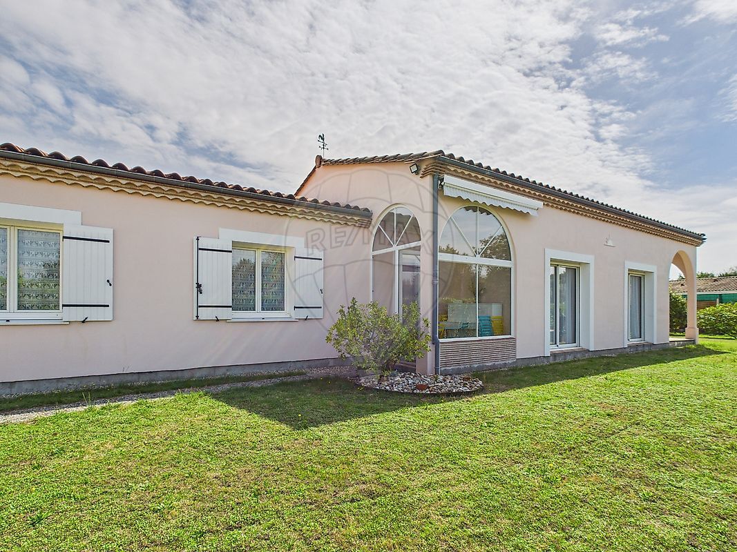 Villa / Maison  T4 à vendre Arsac 33460