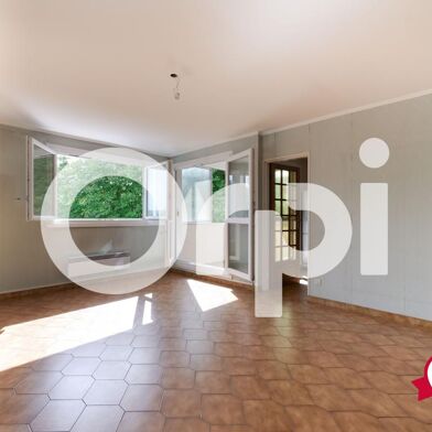 Appartement 3 pièces 249900 €