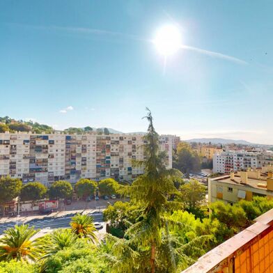 Appartement 4 pièces 230000 €