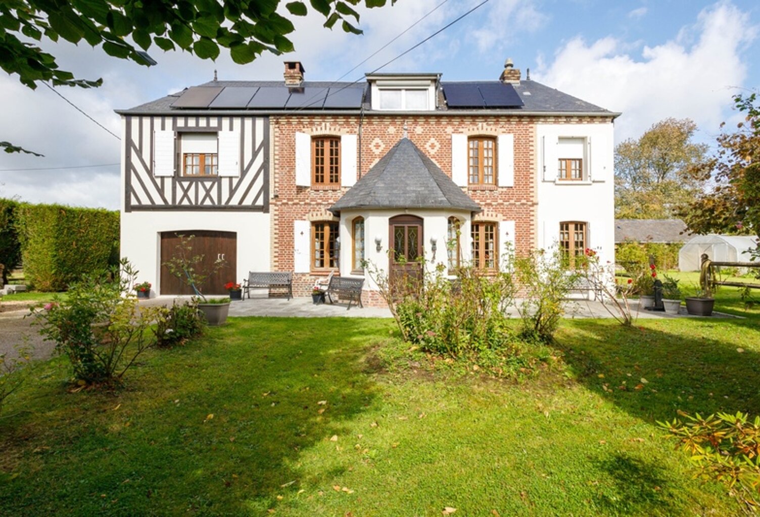 Maison de charme à vendre à Beaumont-en-Auge — photo 1