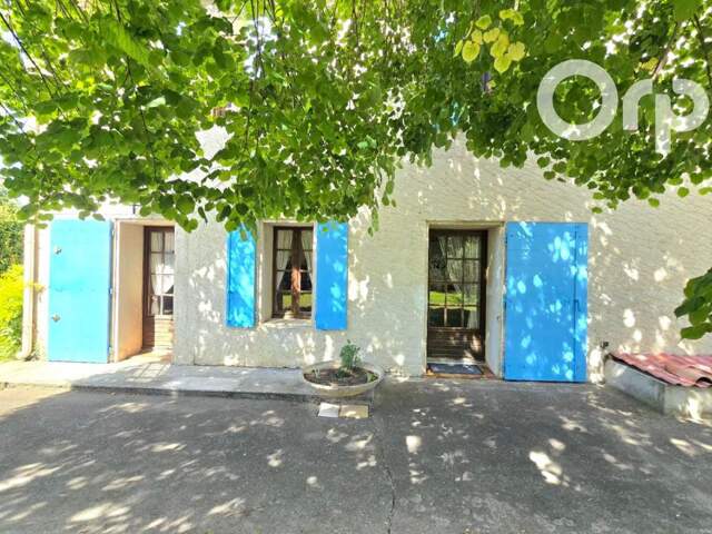 Maison Saint Martin De Crau 8 pièce(s) 170 m2 — photo du bien