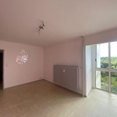 Appartement 4 pièces 40000 €