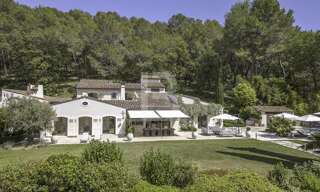 Maison 15 Pièces 550 m² à vendre à Mougins (06250)