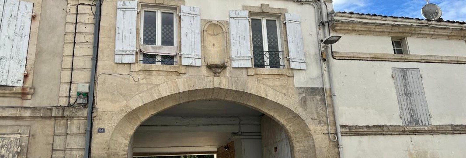 Immeuble  86 m² à vendre à Saint-Jean-d'Angély (17400)