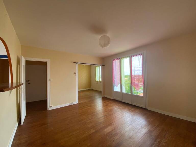 Appartement Rochefort 2 chambres avec balcon — photo 1