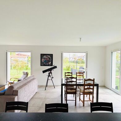 Maison 4 pièces 675000 €