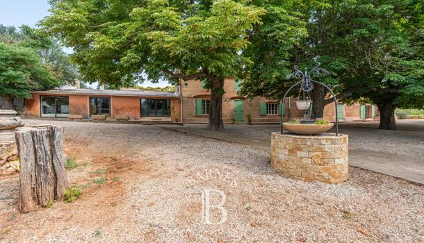 Villa / Maison 15 pièces  à vendre Aix-en-Provence 13100