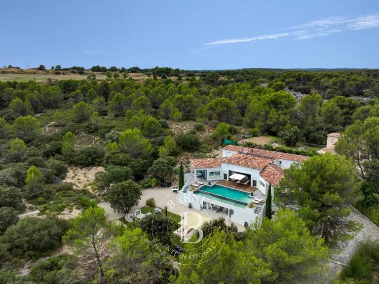 AIX-EN-PROVENCE - MAISON CONTEMPORAINE - 280m² - 3/4 CHAMBRES - — photo 1