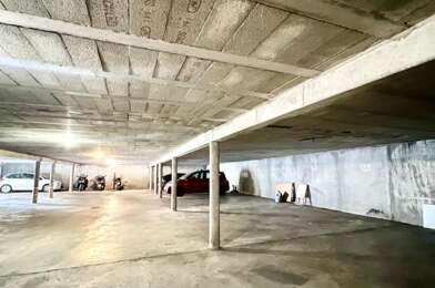 Garage  14250 €