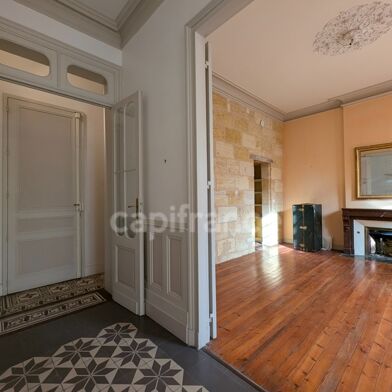 Appartement 4 pièces 546000 €