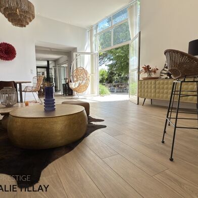 Maison 11 pièces 749000 €