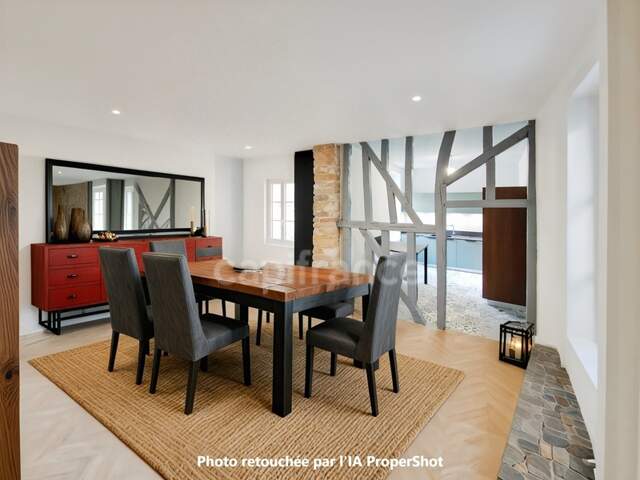 Appartement atypique de 72 m² dans une petite résidence 3 pièces CHALON SUR SAONE (71) — photo du bien