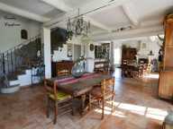 Dpt Bouches du Rhône (13), à vendre CORNILLON CONFOUX maison P15 de 455 m² dont studio 122m² - Terrain de 1 282 m² — photo 4