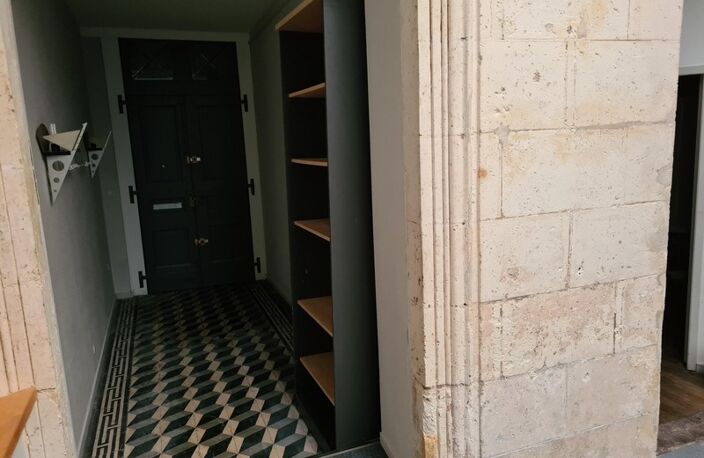 Loft, local commercial ou bureau, cœur de ville, rez de chaussée — photo 5
