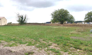 Terrain  1111 m² à vendre à Celles (17520)