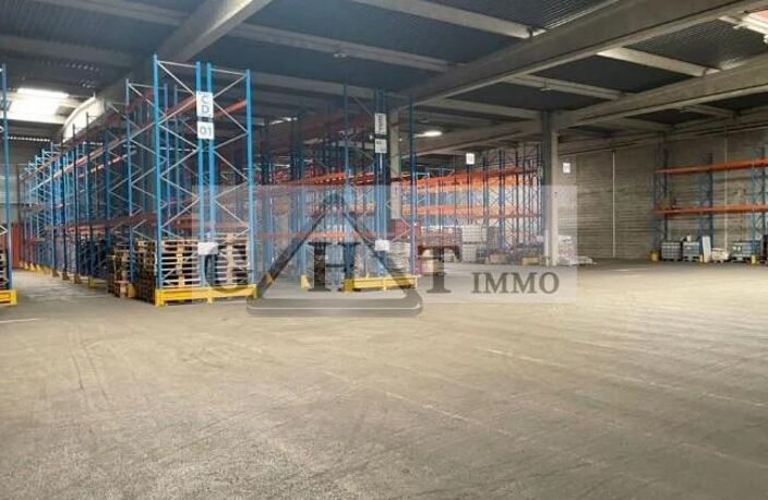 3500 m² entrepot à vendre à CROISSY BEAUBOURG — photo 3