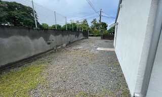 Commerce 3 Pièces 85 m² à louer à Saint-Pierre (97410)