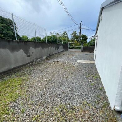 Commerce 3 pièces 2500 €