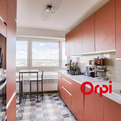 Appartement 4 pièces 225000 €