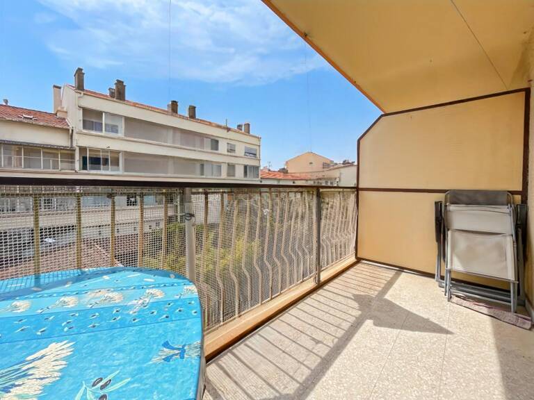 Appartement À Vendre 2 pièces 48,76 m² — photo 1
