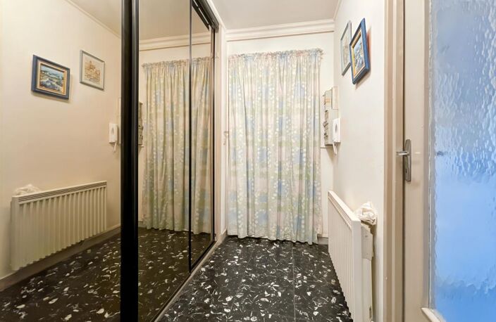 Appartement À Vendre 2 pièces 48,76 m² — photo 4