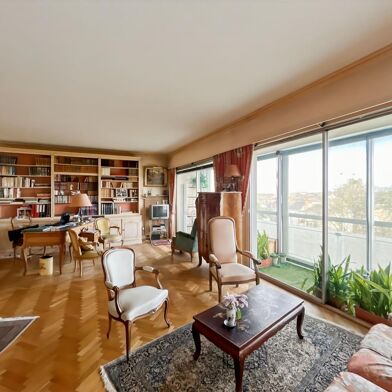 Appartement 5 pièces 249500 €