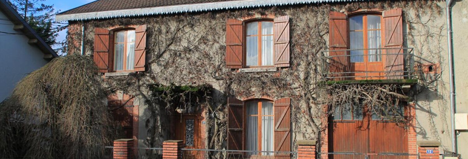 Maison 8 Pièces 215 m² à vendre à Montfaucon-d'Argonne (55270)