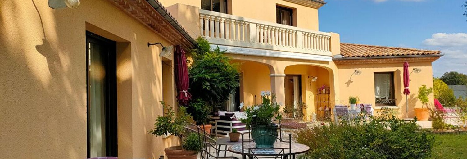 Maison 8 Pièces 236 m² à vendre à Montussan (33450)