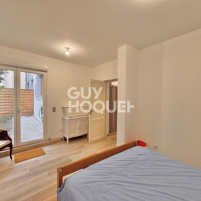 Appartement 2 pièces 875 €